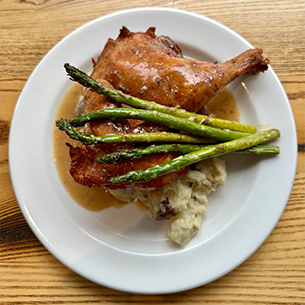chicken dinner at pearl city hops restaurant